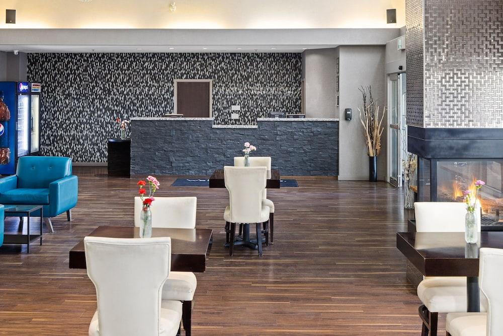 Home Inn & Suites Йорктон Экстерьер фото